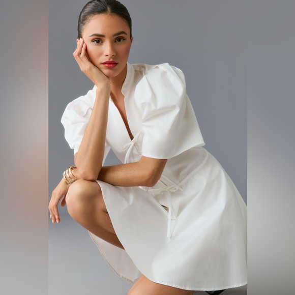 En saison V neck bow dress - Picture 2 of 3